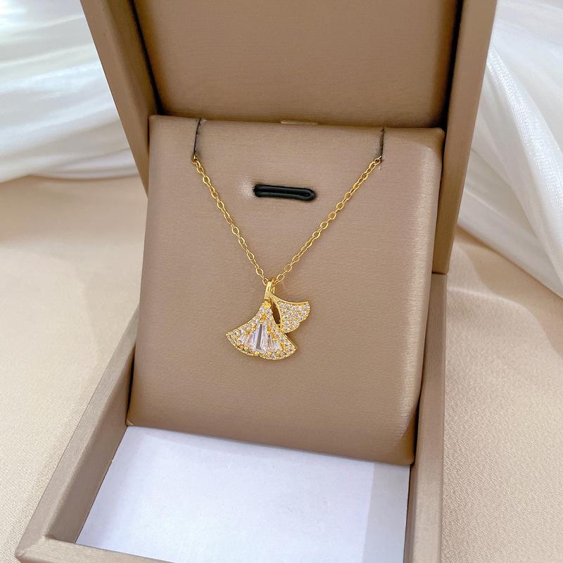 Ginkgo Biloba Light Luxury Temperament Gorgeous Full Diamond Necklace Women S Versatile Collarbone Chain Titanium Steel Chain