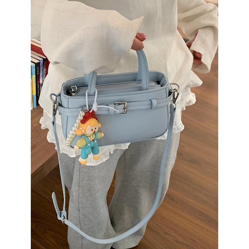 

Summer portable red bag women 2025 new small bag versatile small square bag fashion shoulder messenger bag