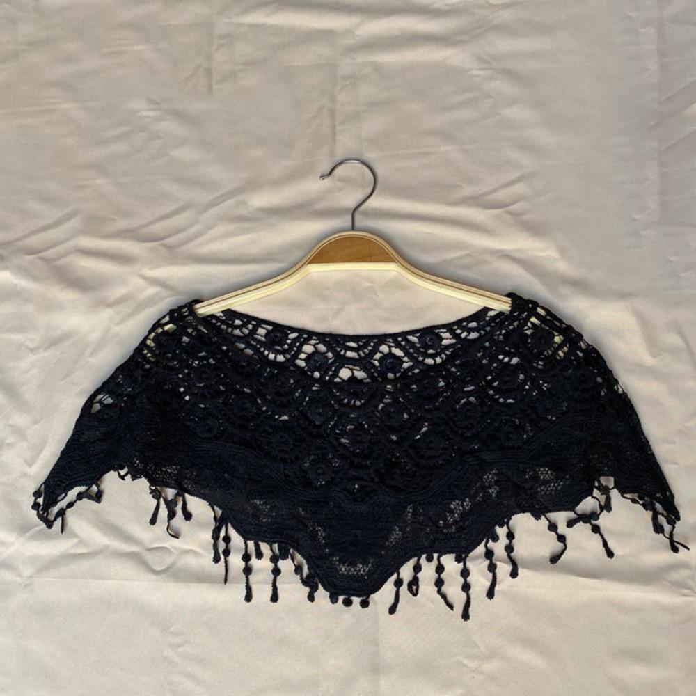 Hollow Out Lace Shawl Poncho Elegant Lace Neckline Shirt Cover Lace Cover Up Tops Daily