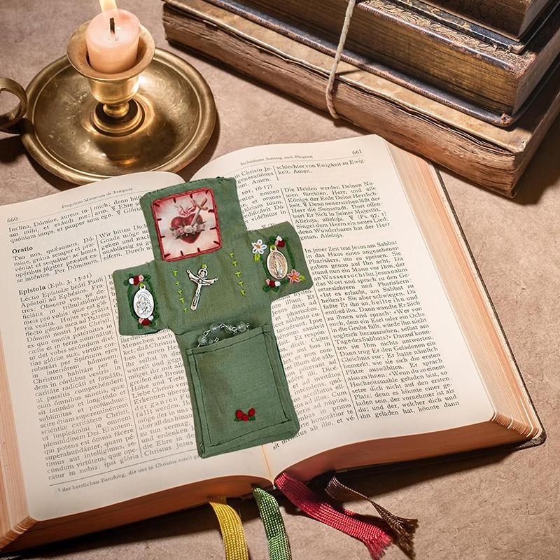 Santuario de Bolsillo con Cruz de Plata Incluida en el Interior, Colcha de Oración Hecha a Mano, Mini Colchas de Escrituras, Regalos Espirituales Cristianos