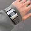 Montre de Sport en Acier Inoxydable Montre-Bracelet Légère Montre Électronique LED Adolescents