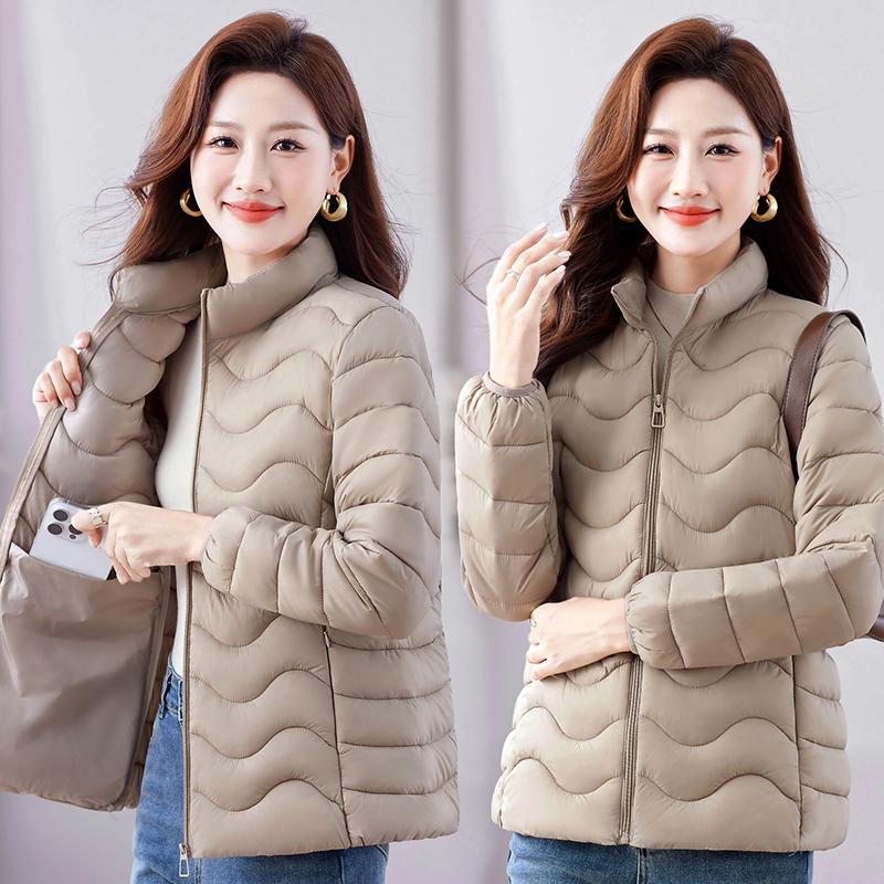 Winter Women's Standing Collar Cotton Jacket Women's Loose Short Lightweight Cotton Jacket Women's Korean Version Slim Fit and Slimming Cotton Jacket