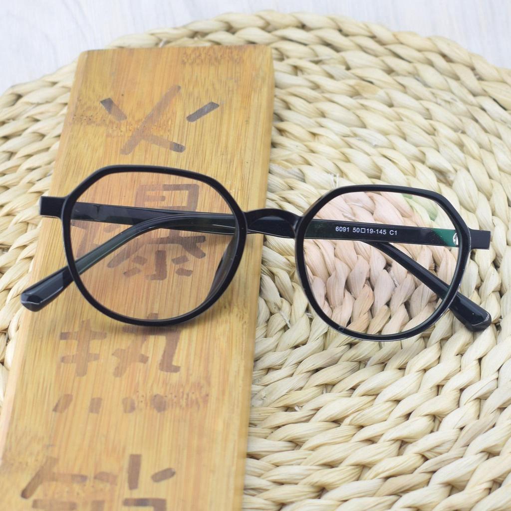 Trendy Women's and Men's Polygonal Net Red Glasses - Full Frame TR90 Plano Transparent Eyewear