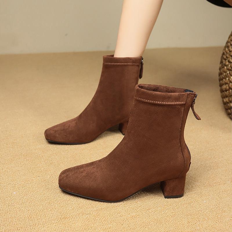 

Ретро замшевые туфли на высоком каблуке с квадратным носком, короткие ботильоны, женская обувь, весна и осень, новые маленькие ботильоны, ботинки Мартин 39 хаки