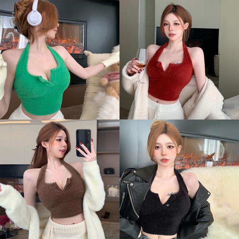 Dámské pletené tílko s halterneckem odhalující pupík, slim střih, jednobarevné