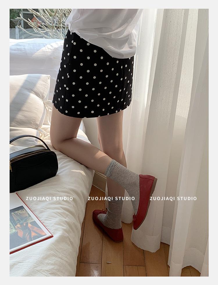 2025 Summer Petite Red Polka Dot A-Line Mini Skirt: Slimming High-Waisted Design for Women