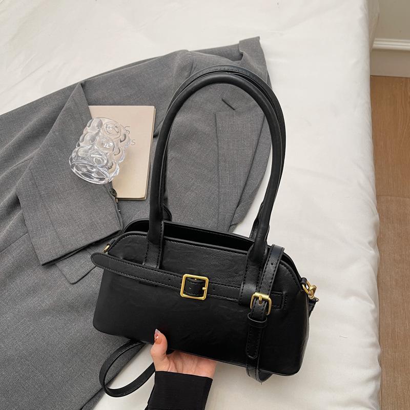 A Fashionable, Simple and Elegant Casual Single-shoulder Bag for Women with A Large Capacity Under The Armpits