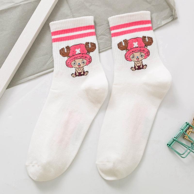 One Piece Neueste Anime Socken Cartoon Luffy Niedlich und Charmant Chopper Blütezeit Herbstzeit Baumwolle Kurze Socken Accessoire designed für Männer Frauen