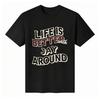 Unisex Rundhals Kurzarm "Das Leben ist besser mit Jay" Grafik-T-Shirt