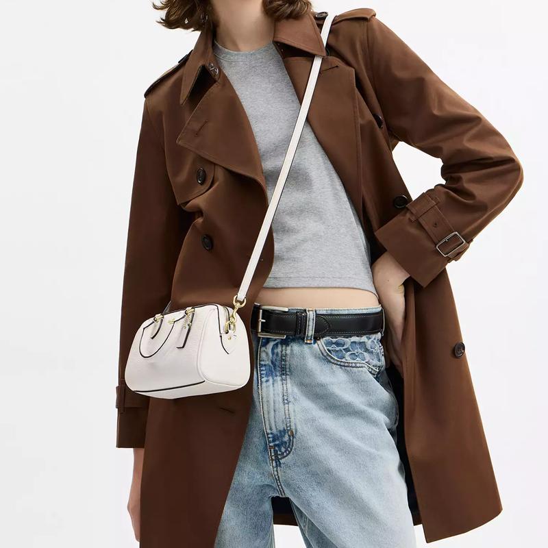 Coach Rowan Borsa Boston in Pelle di Ciottoli Regolabile Staccabile con Logo a 18 Lettere Borsa a Spalla da Donna Bianca CW328-IMCHK