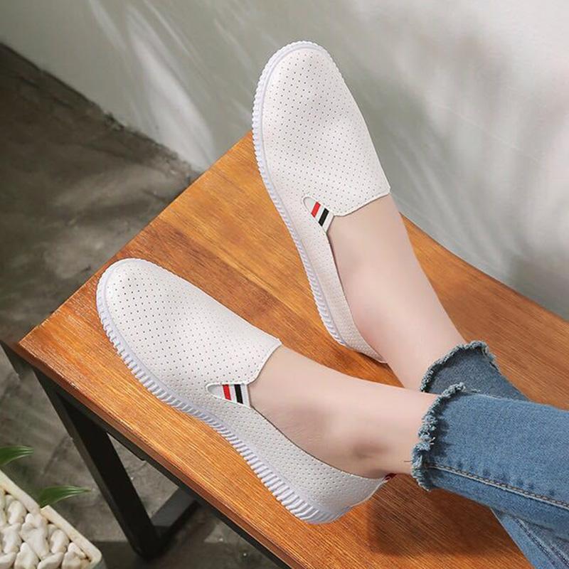Scarpe bianche classiche all-match Scarpe da donna traspiranti cave traspiranti antiscivolo morbide leggere traspiranti in un solo passaggio Scarpe in pelle da donna
