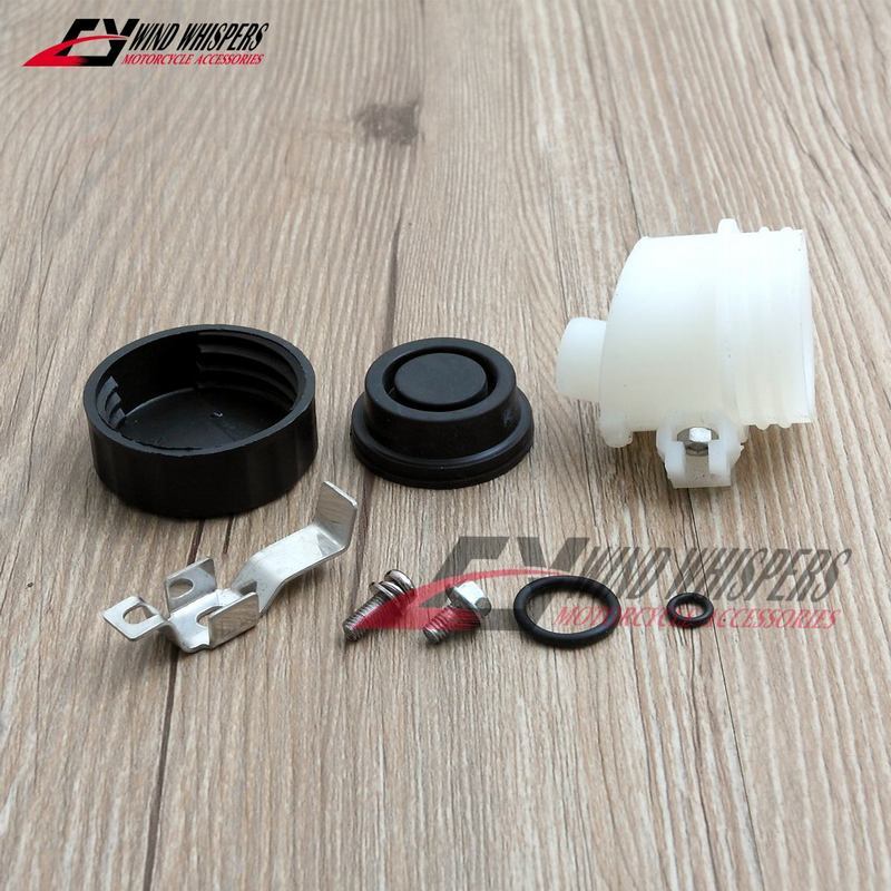 Clutch Brake Oiler Fluid Reservoir Oil Cup Tank Bottle For Honda CBR1000 RR CBR1000RR CBR 1000 RR 2004-2007 CB1000R 2008-2014