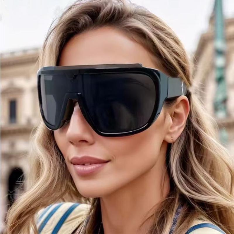 Oversized Sunglasses Women Men Luxury Brand Designer Vintage Punk Outdoor Riding Sport Goggle Sun Glasses