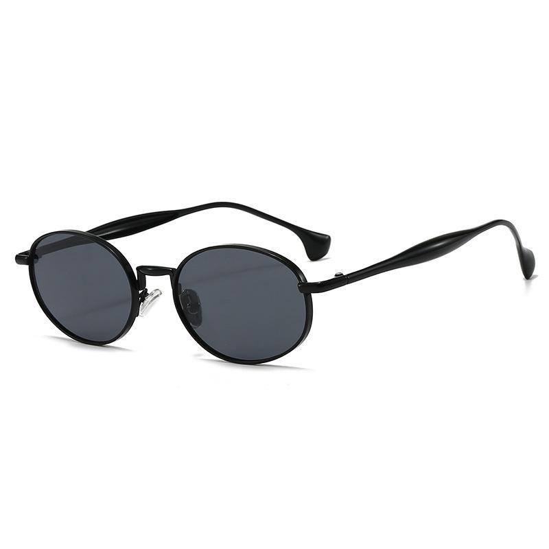 Retro Small Gothic Steampunk Oval Sunglasses Men Women Brand Designer Vintage Round Metal Frame Sun Glasses UV400 Beach Shades