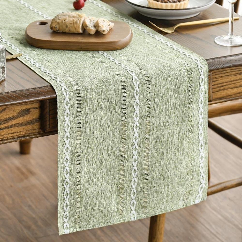 

Embroidered Rustic Banquet Table Runner Hollow Design Dining Table Cover Tea Table 13.78x70.87in зелёный
