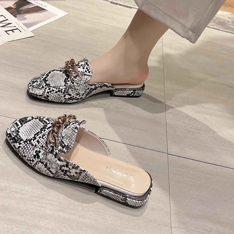 Fashion Summer Slippers Women New Snake Prints Chain Mules Women Slides Square Toe Shoes Classic Fashion Footwear Pantuflas De Mujer