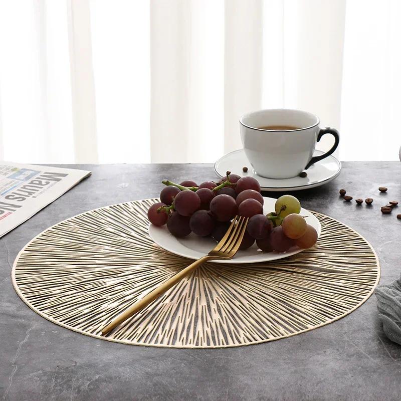 Round Placemats Gold Metallic Placemats 15in PVC Decoration Easy Clean Wipeable Non-Slip Stain Heat Resistant Table Place Mats