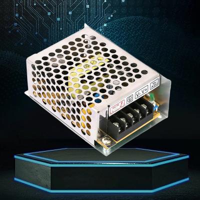Alimentatore switching 12V 5A Trasformatore ad alta efficienza 60W per strisce LED Adattatore da CA a CC 220V