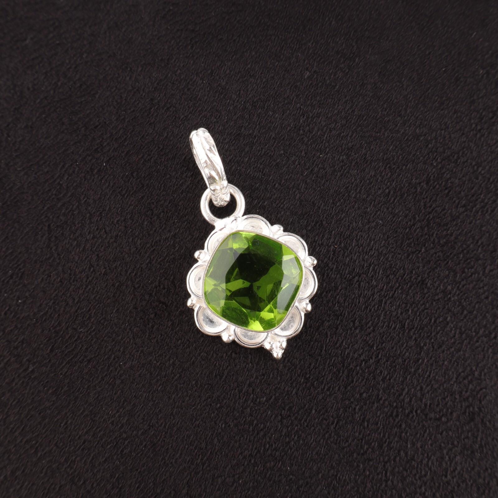 

Подушка Перидот Драгоценный камень 925 Стерлинговое серебро Подарок для мамы Кулон для родившихся в августе PP-2-6