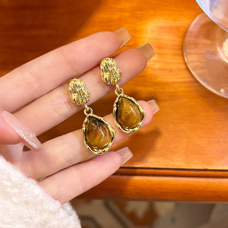 

Лидер продаж Серьги-капли из камня тигровый глаз для женщин Легкие роскошные серьги нишевого дизайна высокого класса Уникальные