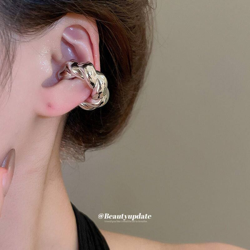 Fashion Glossy Thread Cable Stitch Ruched Ear Clip Niche Style Retro Non-Pierced Ear Bone Clip Elegant Earrings Earrings