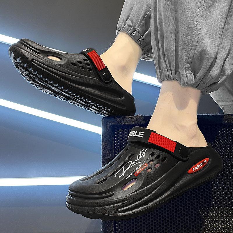 Fashion Summer Hole Shoes Clogs Men Slippers Breathable Garden Shoes Outdoor Comforty Beach Slippers Home Slippers Antiskid Slippers
