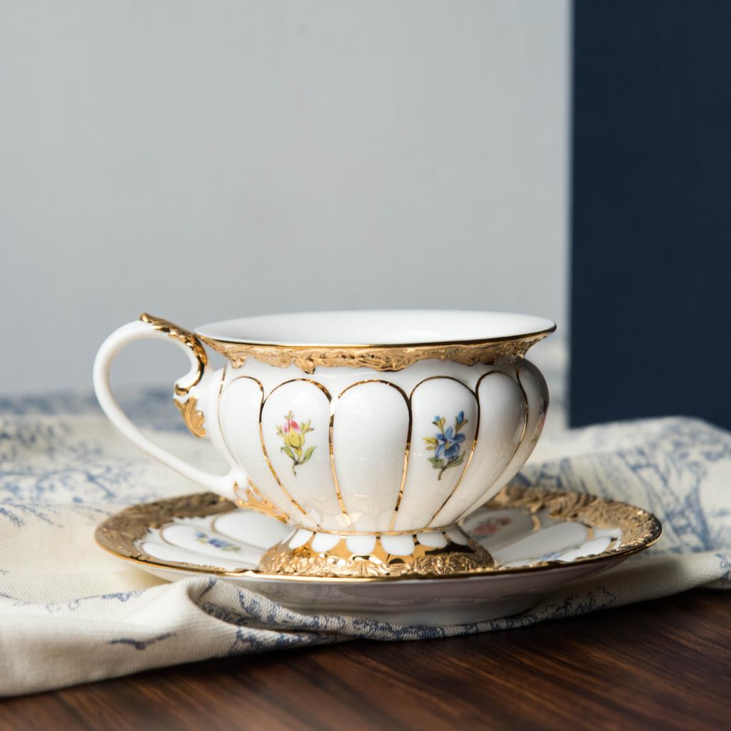 225ML Ceramic Coffee Mug European Court Phnom Penh Cup Luxury Afternoon Camellia Ceramic Latte Mug Cup Drinking Utensils
