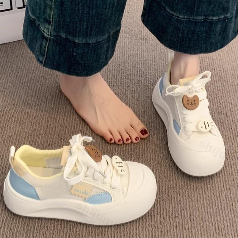 Women Sneakers 2025 Autumn Round Toe Vintage Lightweight Breathable Casual Shoes Comfortable Cute Outdoor Non Slip Flats