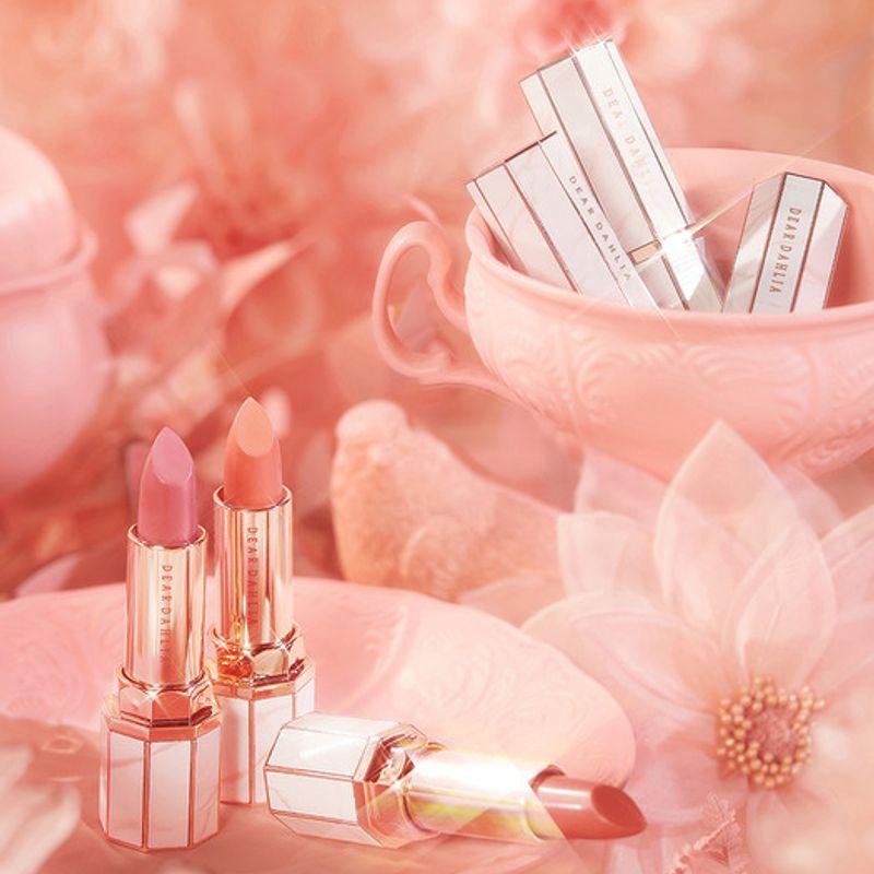Блестящая помада-тинт для губ Blooming Edition Lip Paradise Sheer Dew 03_AUDREY