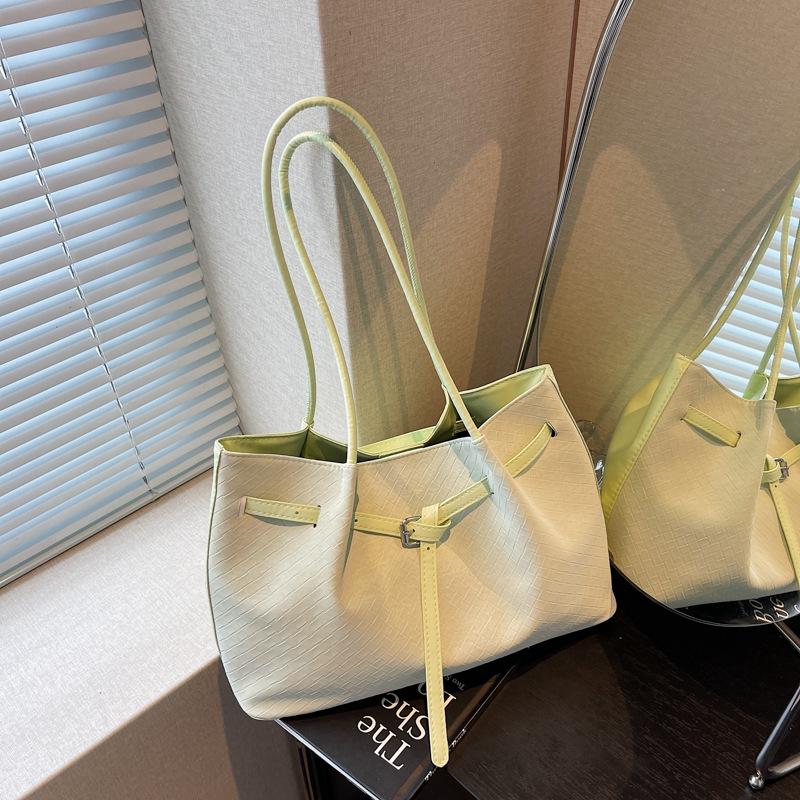 Большая вместительная сумка-тоут Женская сумка на руку Портативная дорожная сумка для поездок на работу На плечо Мягкая ПУ-кожа Однотонная Сумка под мышку зелёный