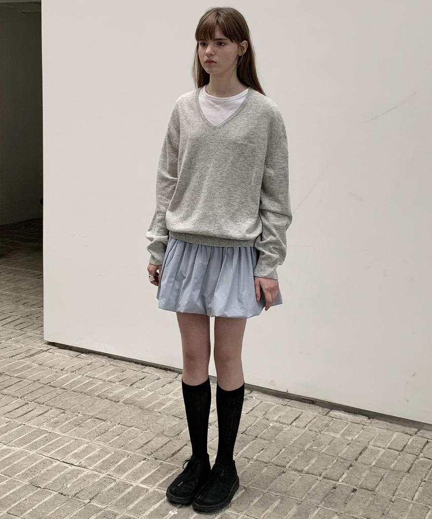 Sseomweeobeoteo Roe V-Neck Knit - Light Gray