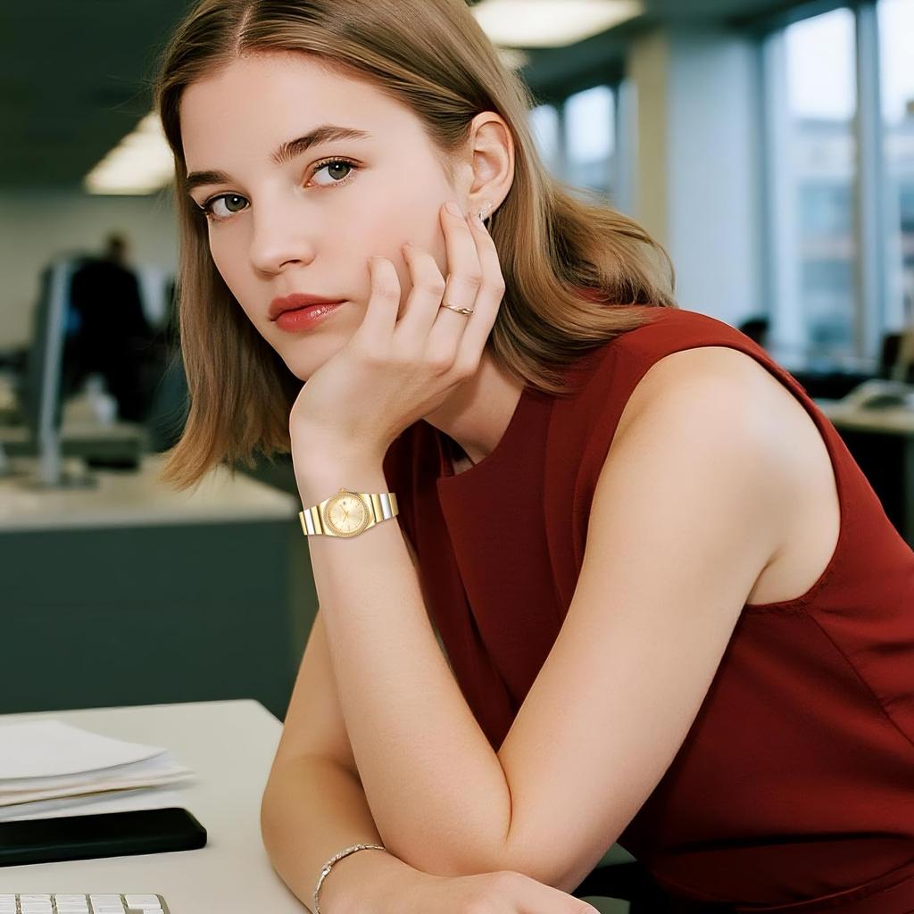 Women's Luminous Analog Watch, Simple Design: Waterproof, Calendar, Stainless Steel Strap, Gold or Silver, Fashion Accessory - Valentine's Day,