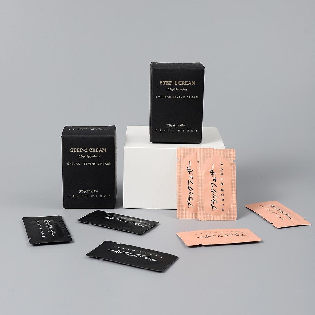 Wimperndauerwelle Blackwings Wimpernwelle und Wimpernwelle Nr.1 Weichmacher 5-7 Minuten, Nr.2 Stylingmittel 7 Minuten