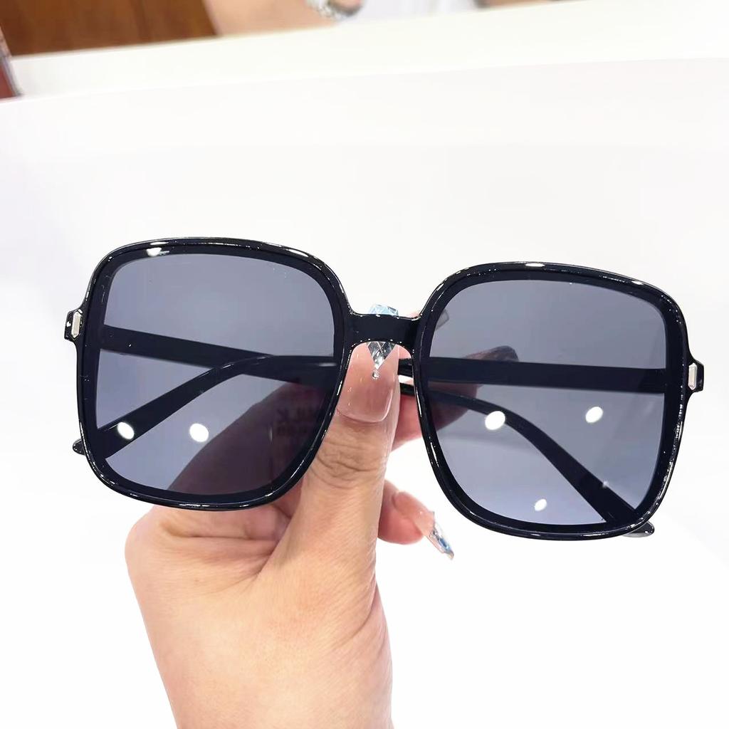 Vintage Rice Nail Square Sunglasses Round Face Ladies Anti-ultraviolet Sunglasses Big Frame Sun Glasses Gafas De Sol Para