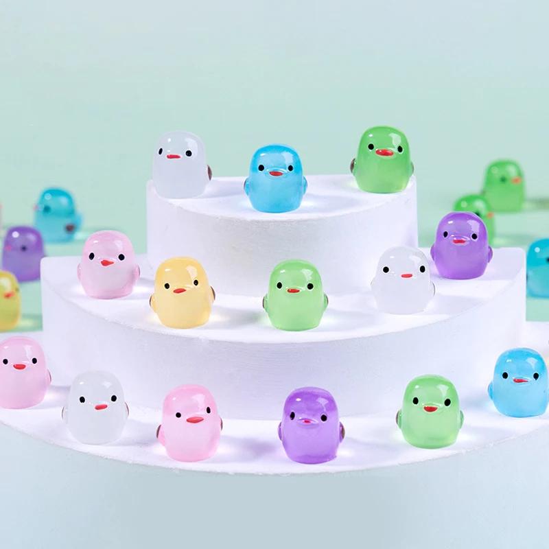 50-300Pcs Cartoon Luminous Chick Miniature Resin Figurines DIY Landscape Decoration Creative Home Decoration Accessories Gifts