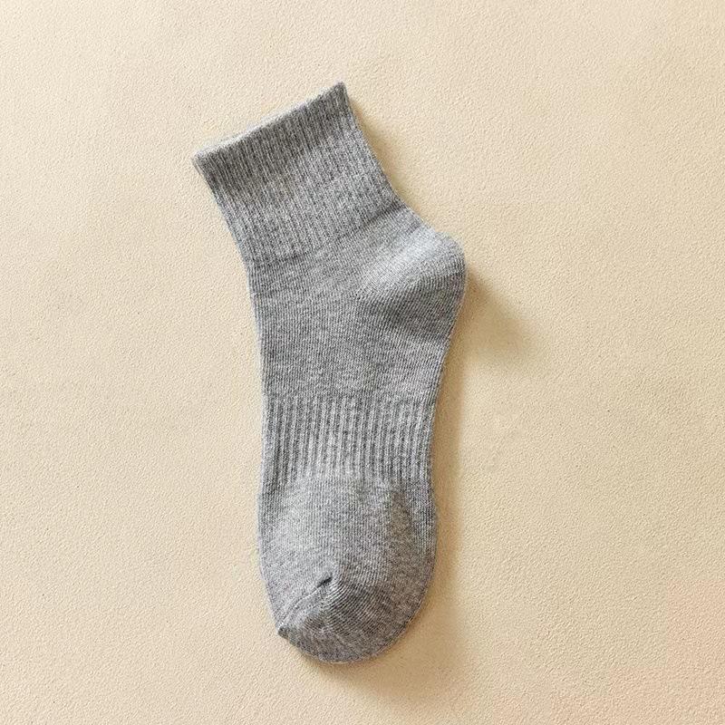 Breathable Sweat-Absorbent Unisex Mid-Tube Solid Color Socks - Black & White