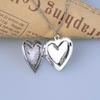 Metal Necklace with Heart Shaped Locket Pendant Adjustable Neckchain Ornament
