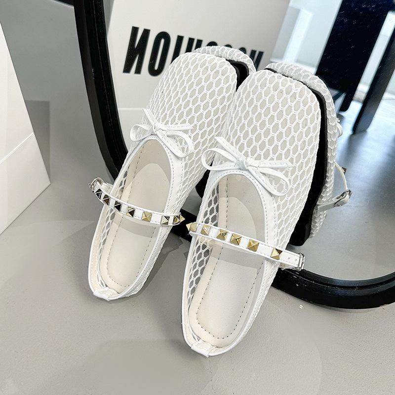 

Niche design rivets with hollowed-out bag head half slippers women s summer wear a pedal breathable fishing net shoes 35