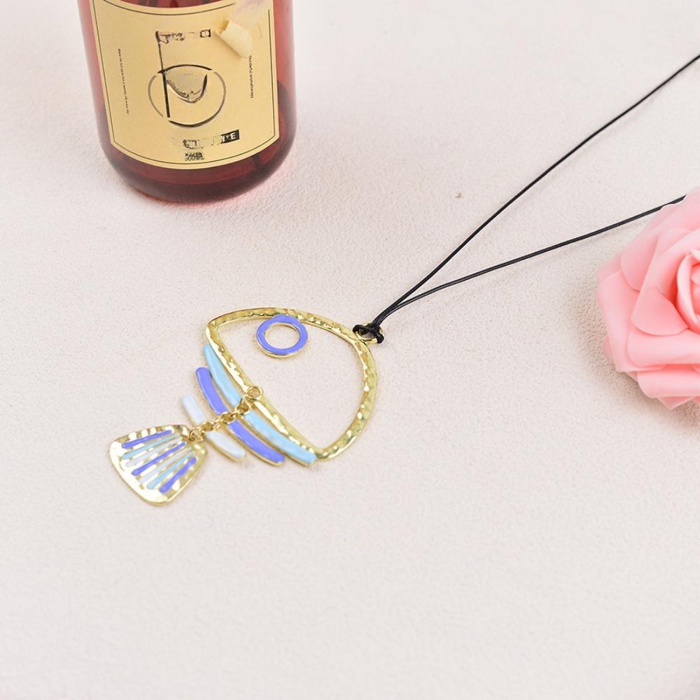 Exquisite Cute Gradient Blue Hollowed-out Fishbone Pendant Black Leather Rope Necklace for Women Creative Fashion Jewelry Gifts