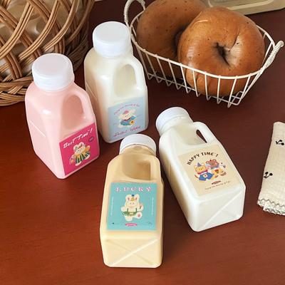 1 Stück Transparente Kinderwasserflasche Kunststoff Saftflasche Haustier Milch Getränkeflasche Mit Deckel Camping Wandern Trinkgeschirr