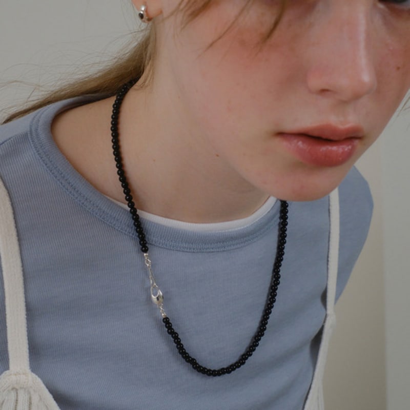 Reve Pebble Onyx Necklace