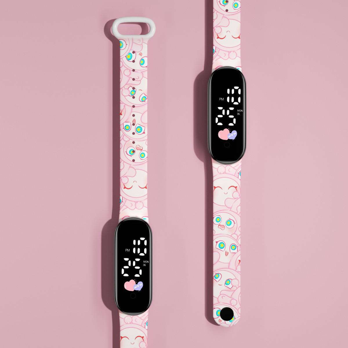 

Popular Cartoon Pet Colorful Electronic Sports Watch with Heart-Shaped Dial and Luminous Features