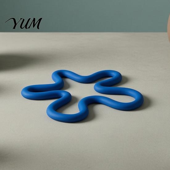 Heat Insulation Bowl Pad Silicone Coaster, Irregular Flower Shape, Kitchen Countertop Protector, Non-slip Multi Purpose Coaster Trivet for Hot