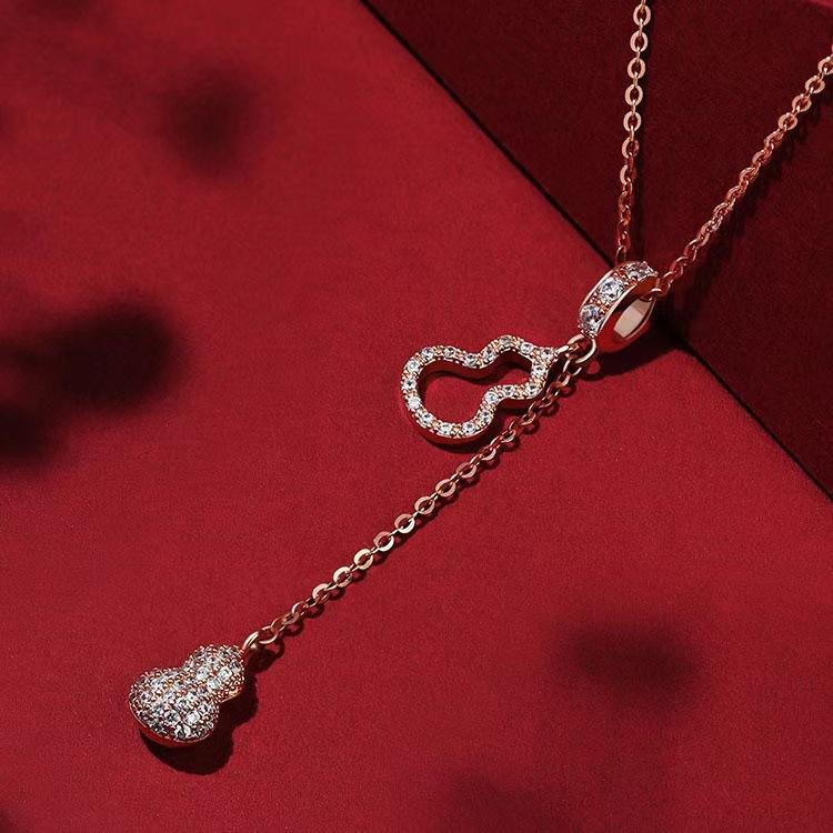 Gourd Pendant Necklace Women'S Fashion Niche Design Sense High-End Light Luxury Year Collarbone Chain Jewelry Premium