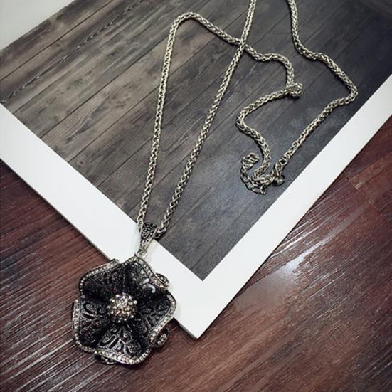 Retro Rhinestone Hollow Flower Pendant Women Necklace Sweater Chain Jewelry Gift