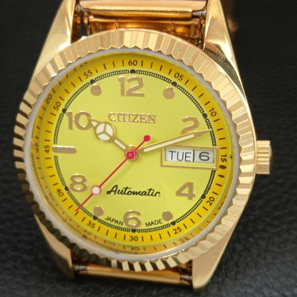 VINTAGE REFURBISHED CITIZEN AUTOMATIC JAPAN MENS YELLOW DIAL WATCH a445268-1