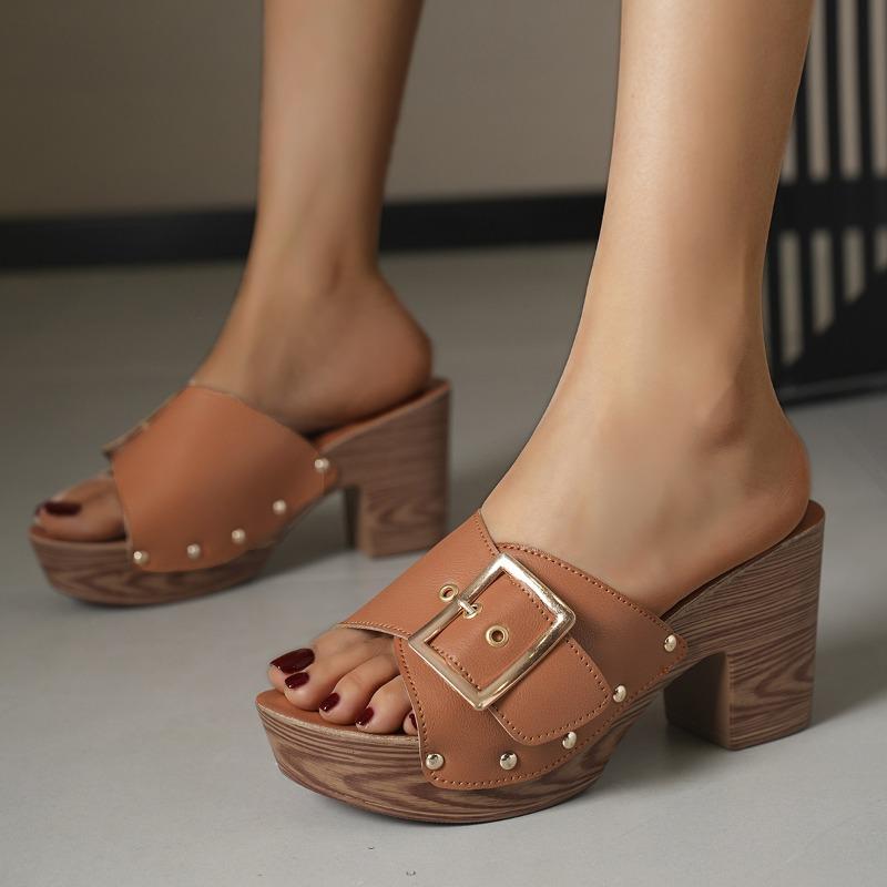 Plus Size Women Rivet Chunky High Heel Slide Sandals