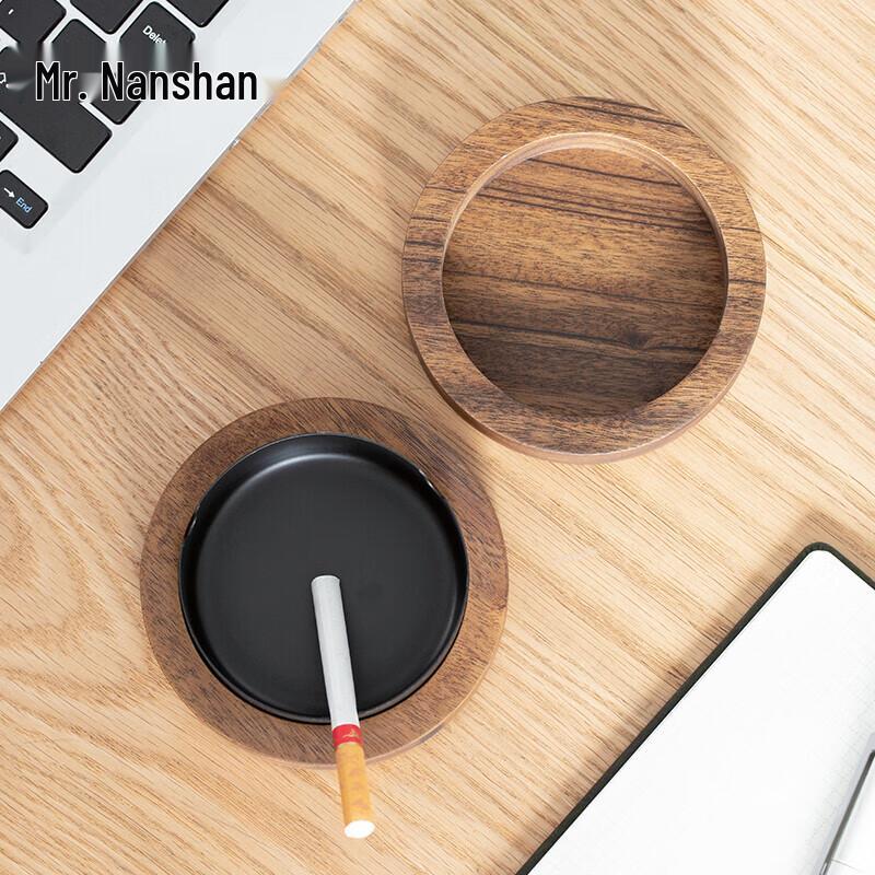 Windproof Ashtray with Lid