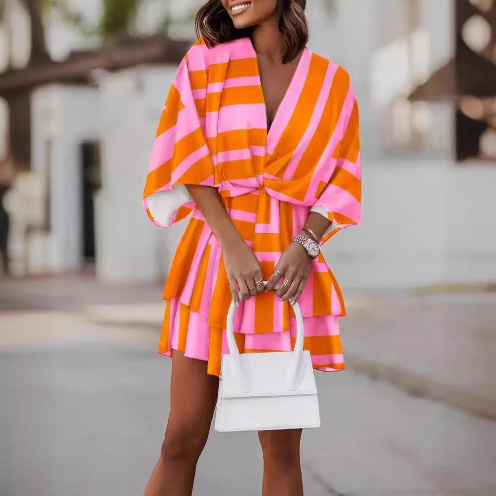 Damskie jesienne sukienki z dekoltem w kształcie litery V, luźnymi rękawami nietoperzowymi i nadrukiem