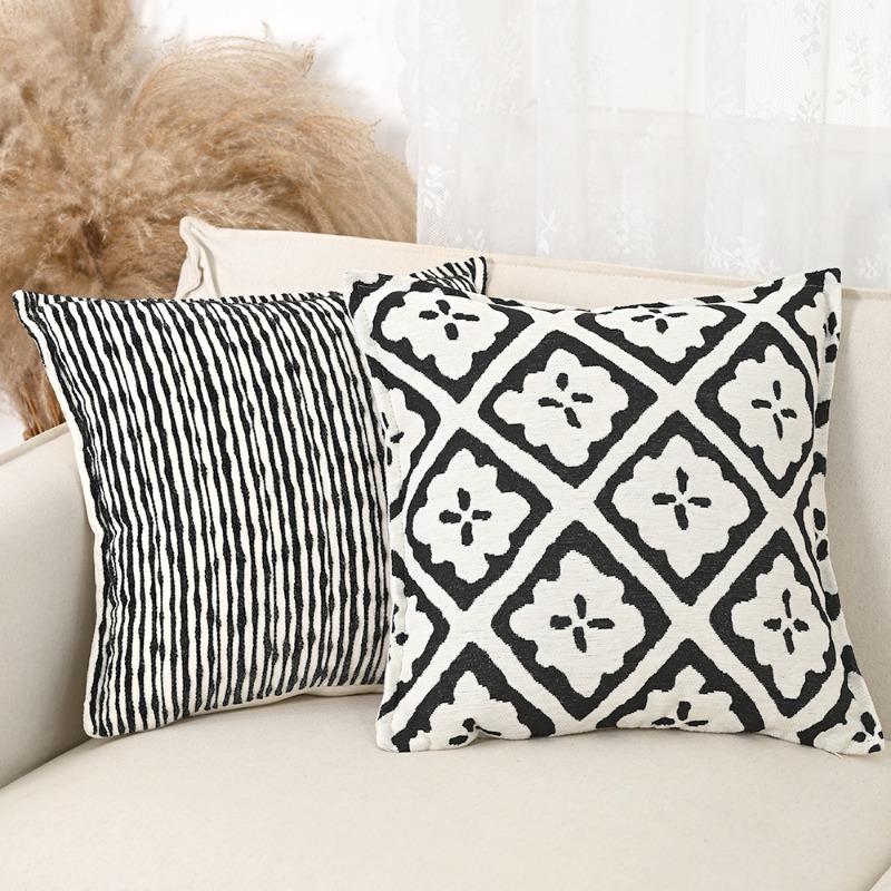 Luxury Black White Chenille Jacquard Pillowcase Vintage Farmhouse Cushion Cover Premium Ins Style Sofa Decor
